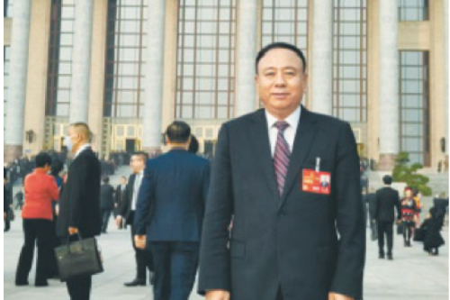 全國(guó)人大代表、九洲集團(tuán)董事長(zhǎng)李寅：提高微電網(wǎng)利用率 推動(dòng)能源結(jié)構(gòu)轉(zhuǎn)型